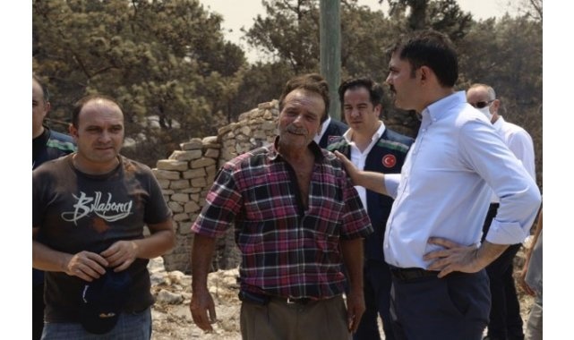 Bakan Kurum: ''Yangından etkilenen yerlerde TOKİ başkanlığımız eliyle inşaatlarımıza hızlıca başlayacağız''