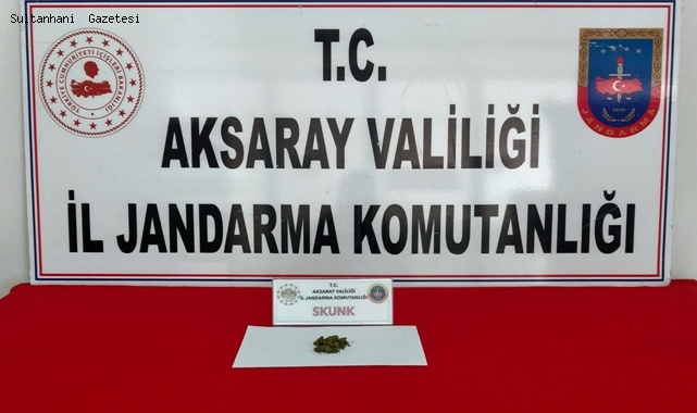 İSTANBUL'DAN OTOBÜSLE AKSARAY'A UYUŞTURUCU GETİREN 2, ALAN 3 KİŞİ SUÇÜSTÜ YAKALANDI