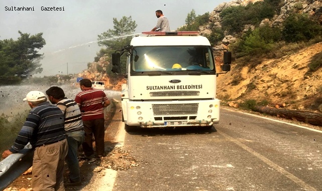 MANAVGAT İLÇESİNDEKİ ORMAN YANGINLARINI SÖNDÜRME ÇALIŞMALARINA SULTANHANI BELEDİYESİ  1 ARAZÖZ VE 2 PERSONEL İLE DESTEK VERİYOR