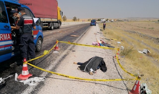 AKSARAY'DA TİCARİ ARAÇ TAKLA ATTI; 1 ÖLÜ 4 AĞIR YARALI