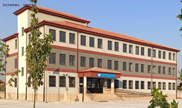 SULTANHANI İLÇESİNDE MAHALLE HALKI OKULLARINA 'ANA SINIFI' İSTİYOR