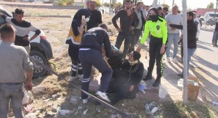 SULTANHANI İLÇESİNDEKİ MİNİBÜS KAZASI UCUZ ATLATILDI
