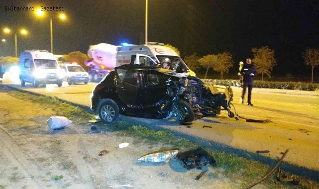 KONYA YOLUNDA HIZ FACİASI, HIZ KADRANI 230 DA KALDI 3 ÖLÜ