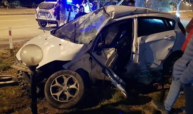 AKSARAY YOLU YENİKENT KAVŞAĞINDA KAZA 1 AĞIR YARALI