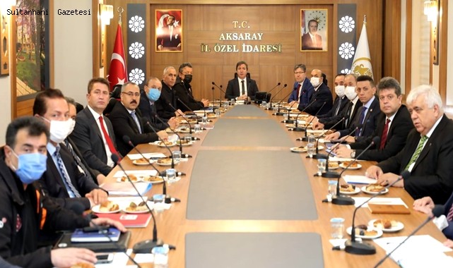 VALİ AYDOĞDU "VATANDAŞ KAMU KURUMLARINA HER AN ULAŞABİLMELİ"