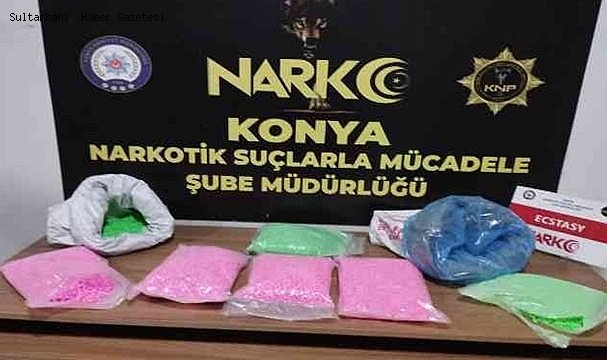 KONYA'DA DEV UYUŞTURUCU OPERASYONU! BİNLERCE UYUŞTURUCU HAP ve 2 KG ESRAR ELE GEÇİRİLDİ