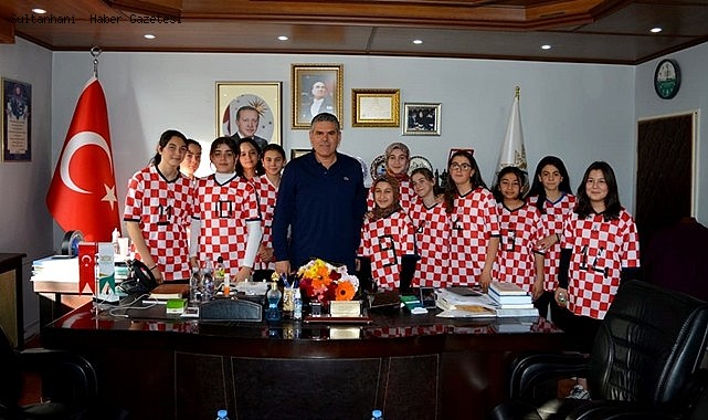 FİLENİN SULTANLARI SULTANHANI'NDAN ÇIKACAK