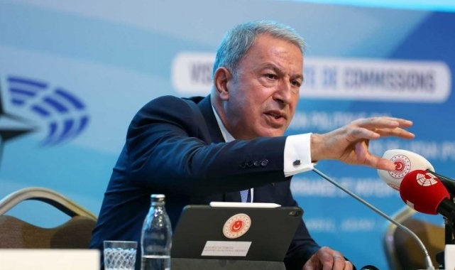 Bakan Akar'dan Babacan'a sert tepki!