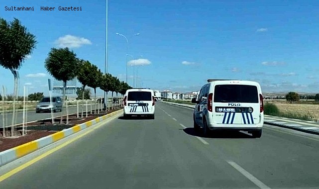 AKSARAY'DA KONTAĞI ÜZERİNDE BIRAKILAN ARAÇ ÇALINDI, HIRSIZ KAZA YAPINCA YAKALANDI
