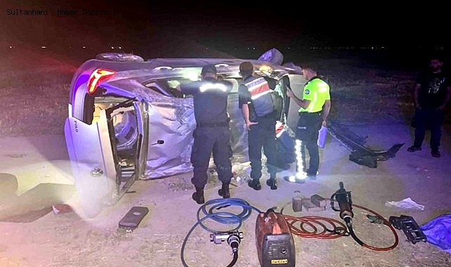 AKSARAY YOLUNDA TRAKTÖR İLE OTOMOBİL ÇARPIŞTI