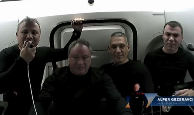 Uzaydan ilk söz: İstikbal göklerdedir!