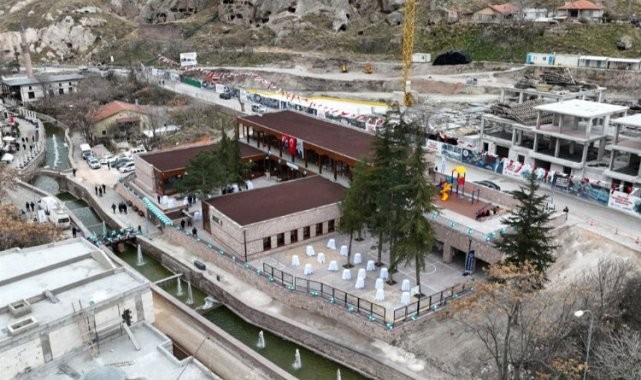 Konya Selçuklu'da tarihi hana uygun ilkokul hizmet girdi