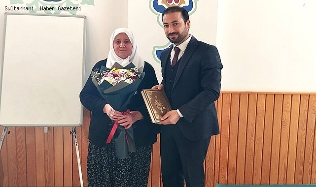 SULTANHANI'NDA FERİDE TEYZE 78 YAŞINDA KUR'AN'A GEÇTİ