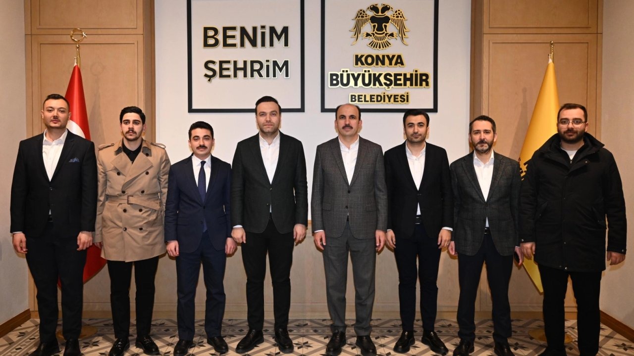AK Gençlik'ten Konya'da Başkan Altay'a ziyaret