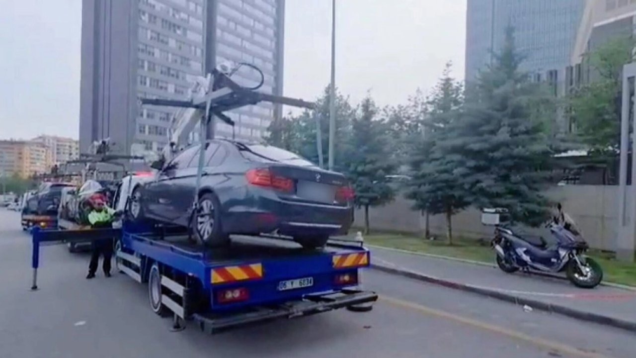 Ambulansa yol vermeyen konvoya ceza yağdı... Bakan Yerlikaya: Yeni kanun tasarısı yolda
