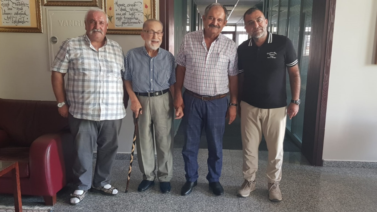 40 YILDA ESKİMEYEN DOSTLUK