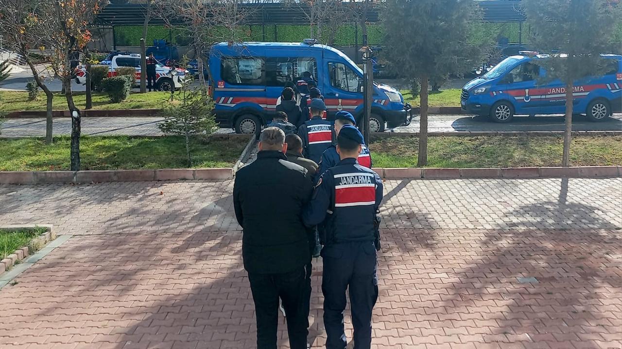 Jandarmadan Aksaray Merkezli Dolandırıcılık Operasyonu: 5 Gözaltı