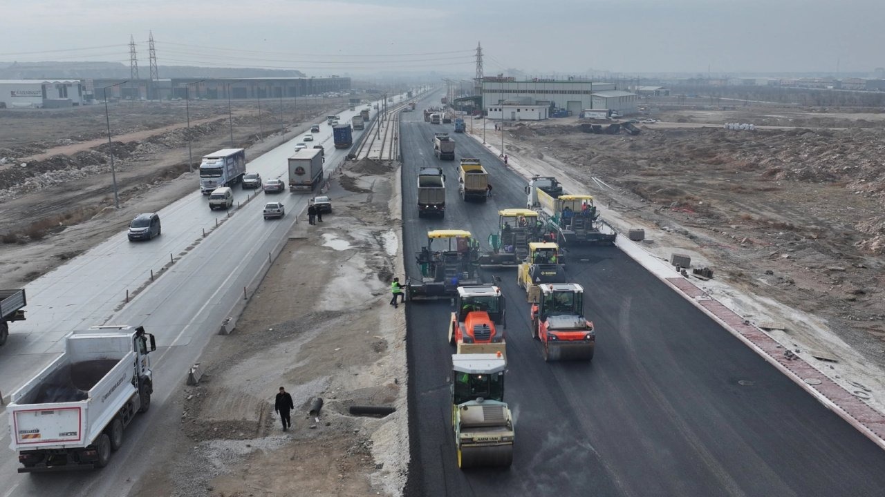 Konya Aslım Caddesi'nde üst yapı çalışması