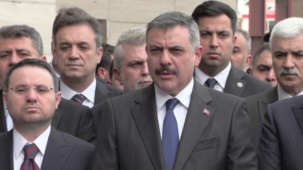 Bakan Çiftçi: 9 can kaybı! Kahramanmaraş'ta eğitime 2 gün ara!